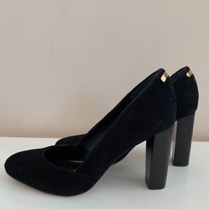 Black Suede C. Wonder Melissa chunky heel pump with box 6.5M